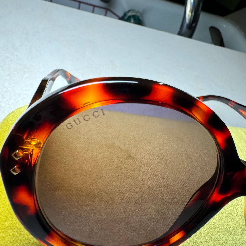 Gucci Womens GG1081S-002 Havana Smoke Sunglasses NWOT Come w/ Case & dust bag - Picture 3 of 8
